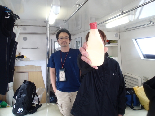 沖縄ダイビングツアーの様子