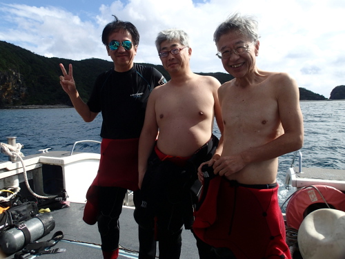 沖縄ダイビングツアー